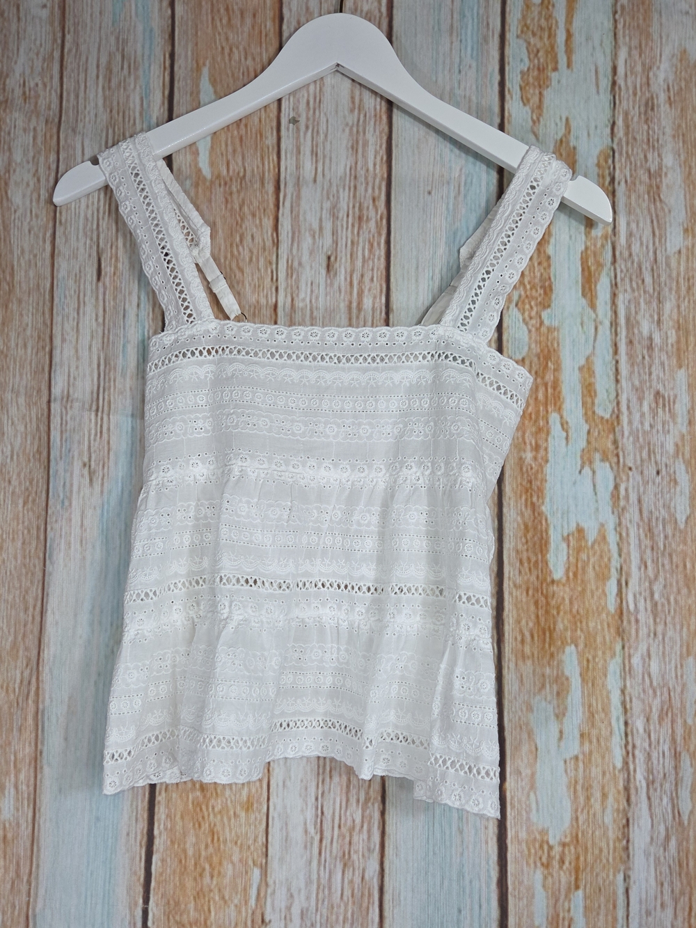 Altar'd State White Cotton Eyelet Lace Square-Neck Women’s Top. Size Xxs